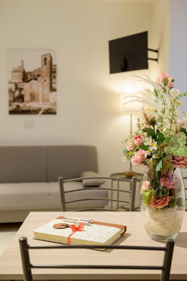 Casa Falcucci Губио Екстериор снимка